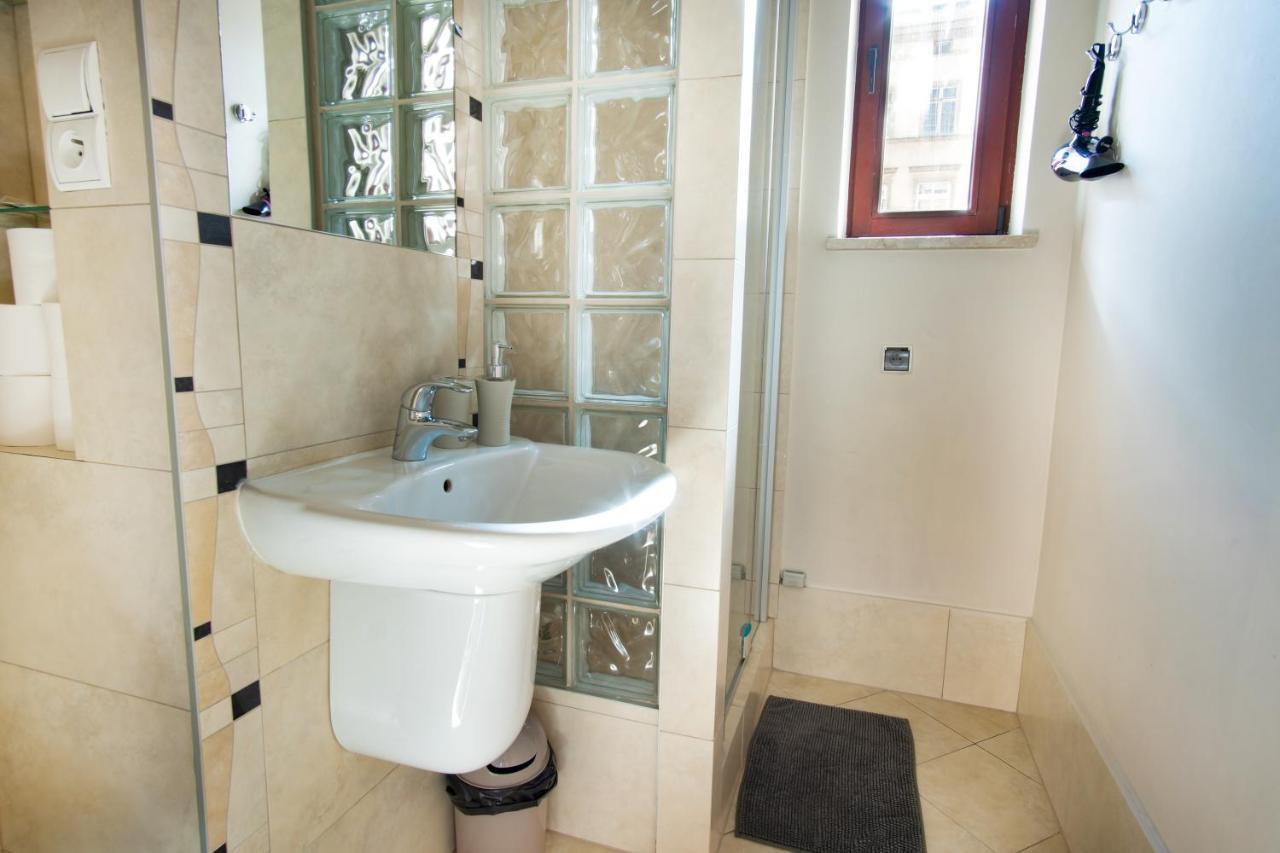 Klimatyczny Apartament Przy Rynku Wrocław Extérieur photo